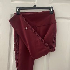 Alo burgundy leggings size medium leggings
